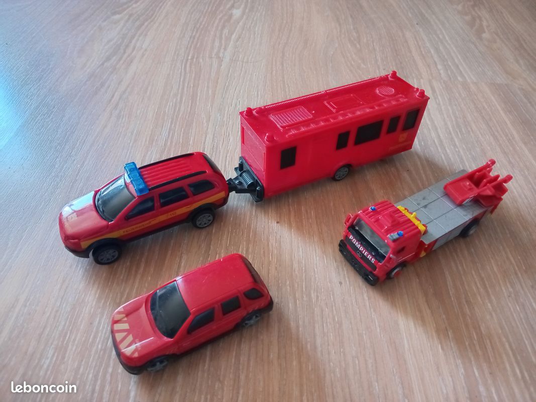 Lot de Véhicules Sapeurs-Pompiers - Welly & Mercedes (image 2)