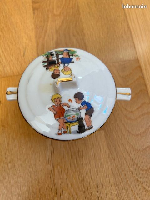 GIEN 4 Assiettes plates Dînette en faïence décor Enfantin