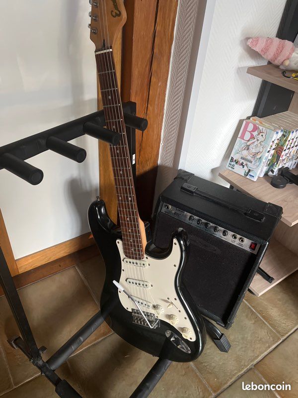 Lot guitare électrique (image 1)