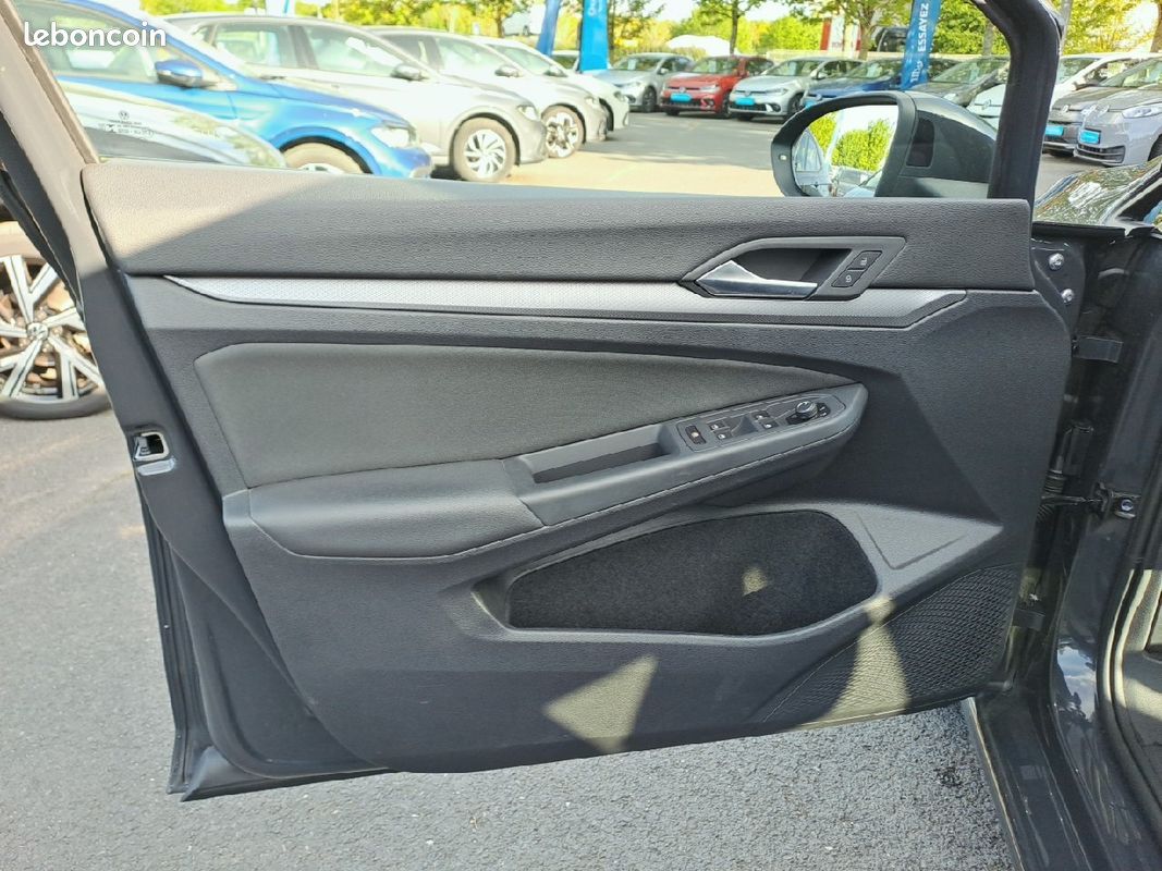VOLKSWAGEN Golf 1.0 TSI OPF 110 BVM6 Active (image 21)