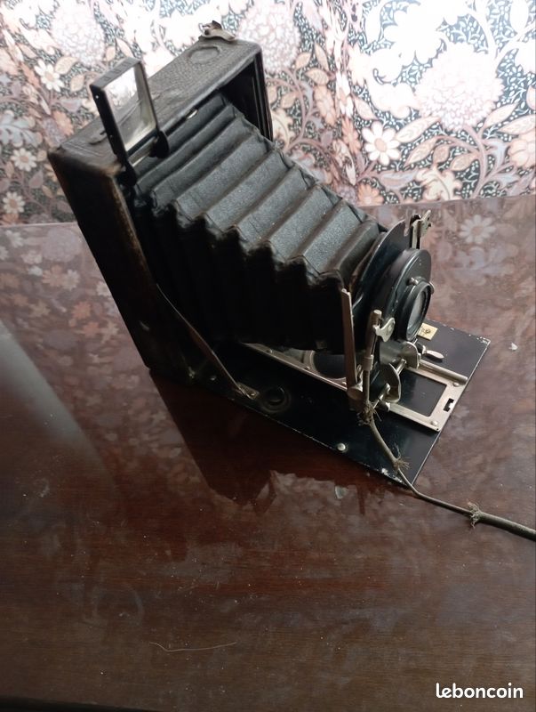 Appareil photo a soufflet (image 1)