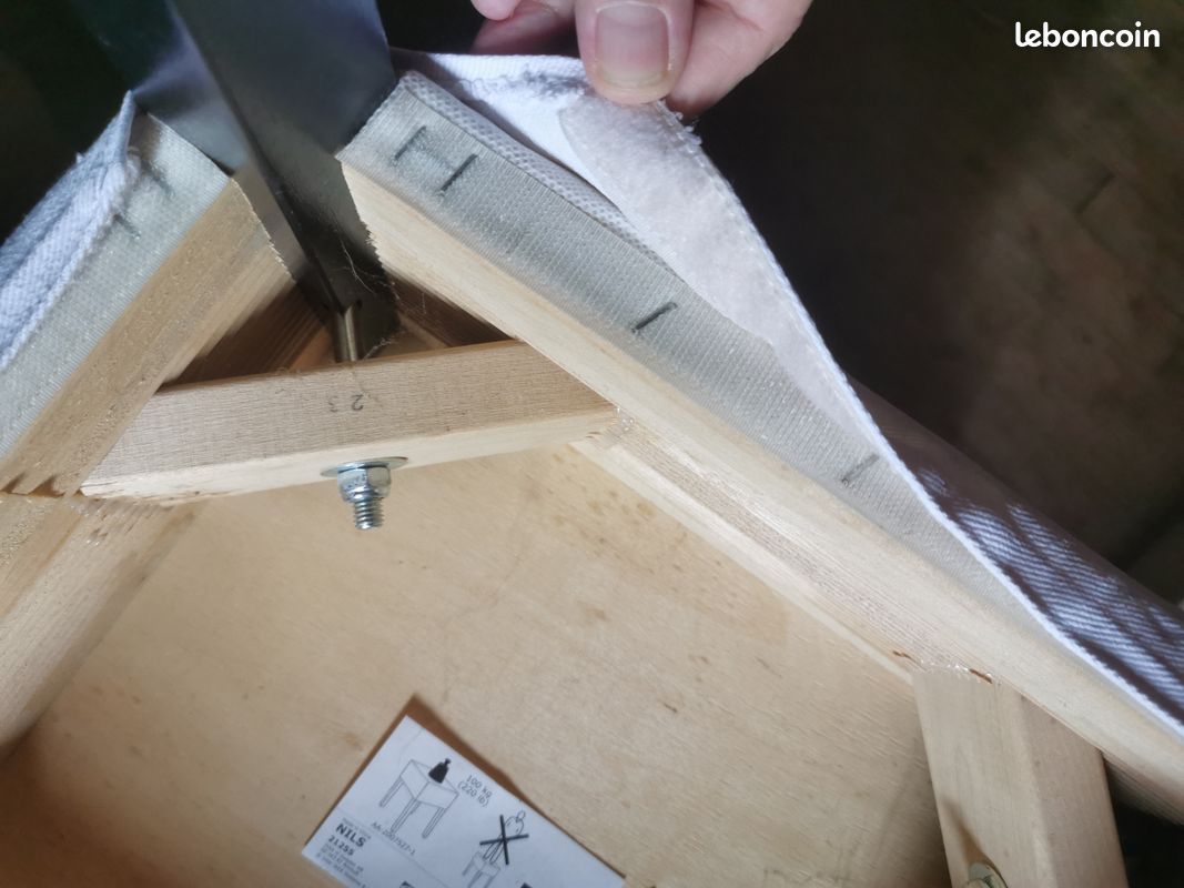 Tabouret rembourré (image 6)