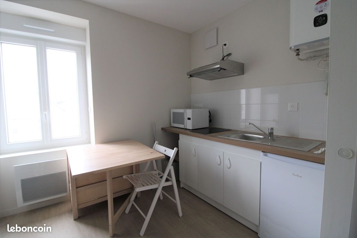 Appartement 1 pièce 13 m² · à Saint-Brieuc · 13 m² · 365 €