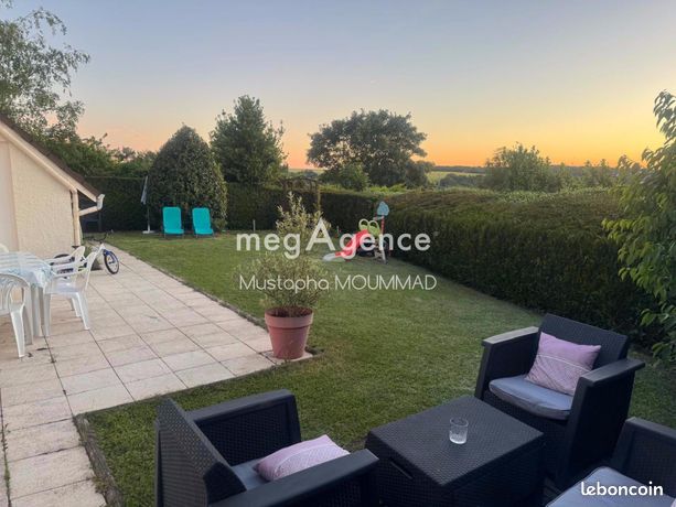 https://img.leboncoin.fr/api/v1/lbcpb1/images/82/ae/43/82ae431131f33666966183a39b4c79f81835a3fa.jpg?rule=ad-image