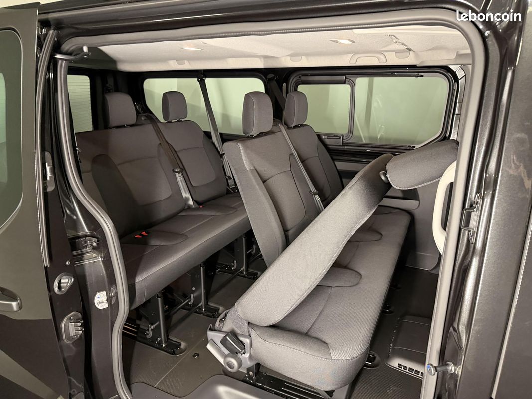 RENAULT TRAFIC III (3) COMBI L2 BLUE DCi 150 GRAND EVOLUTION AUTO 8PL TPMR (image 14)
