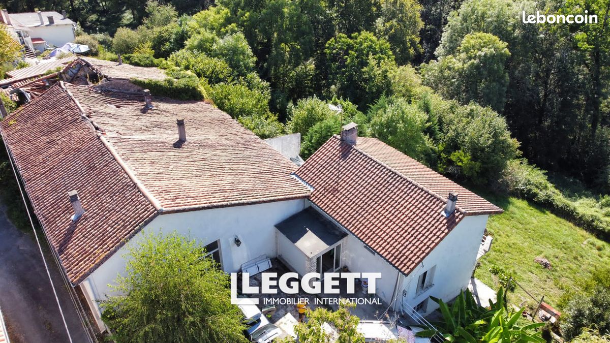 Maison 5 pièces 140 m² · à Nontron · 140 m² · 83 333 €