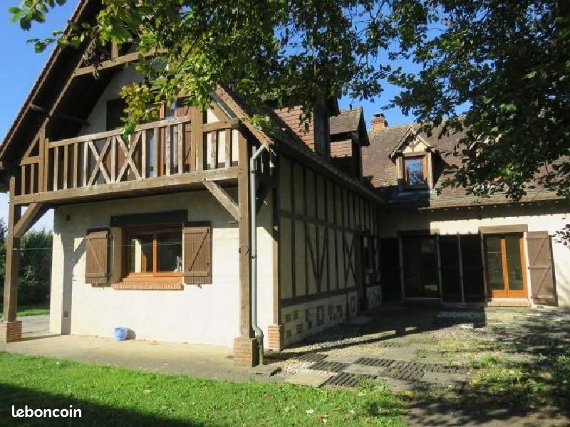Maison 6 pièces 150 m² · à Franqueville-Saint-Pierre · 150 m² · 1 125 €/mois
