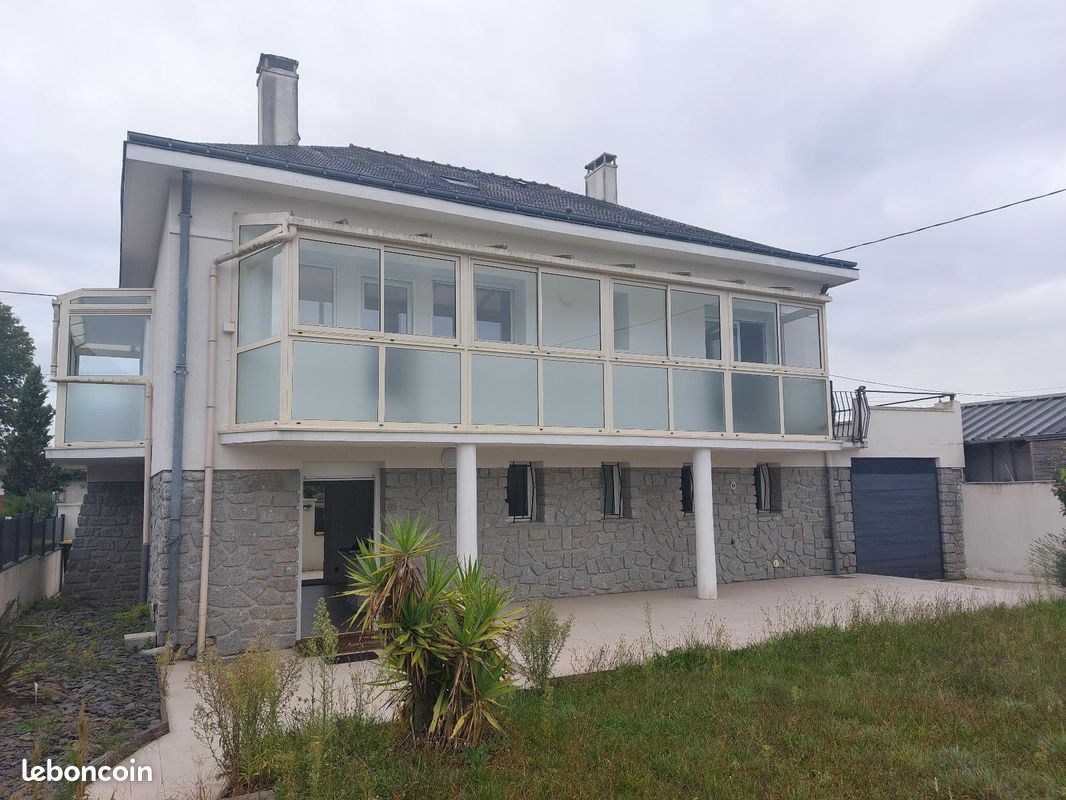 Maison 6 pièces 124 m² · à Écouflant · 124 m² · 1 400 €
