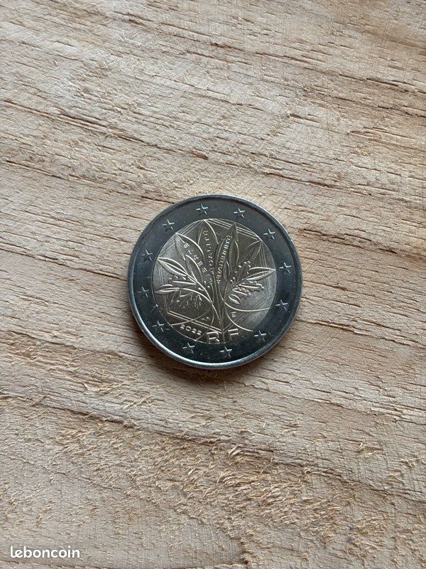 Pièce 2 euros République française 2022 (image 2)