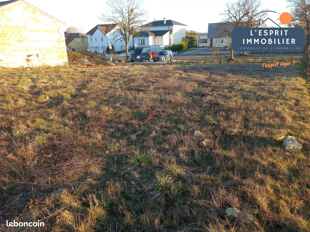Terrain 724 m² · à Raville · 724 m² · 99 000 €