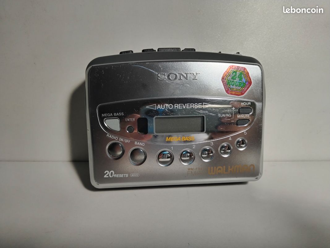 Pack Lecteur K7 Bluetooth Brandt + Cassette Compilation '80 Noir et gris
