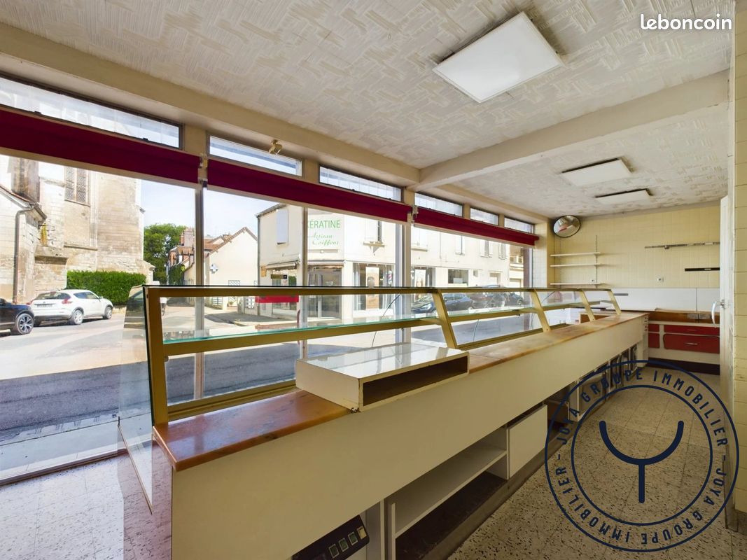 Immeuble 230 m² · à Aix-Villemaur-Pâlis · 230 m² · 208 000 €