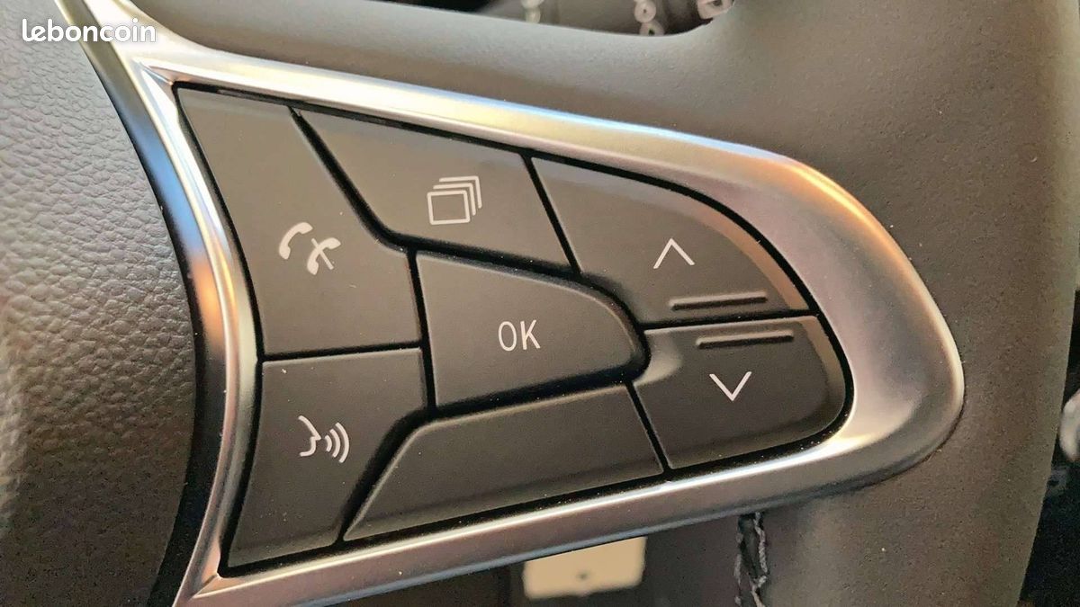 Renault clio e tech full hybrid 145 ch gsr2 (image 13)