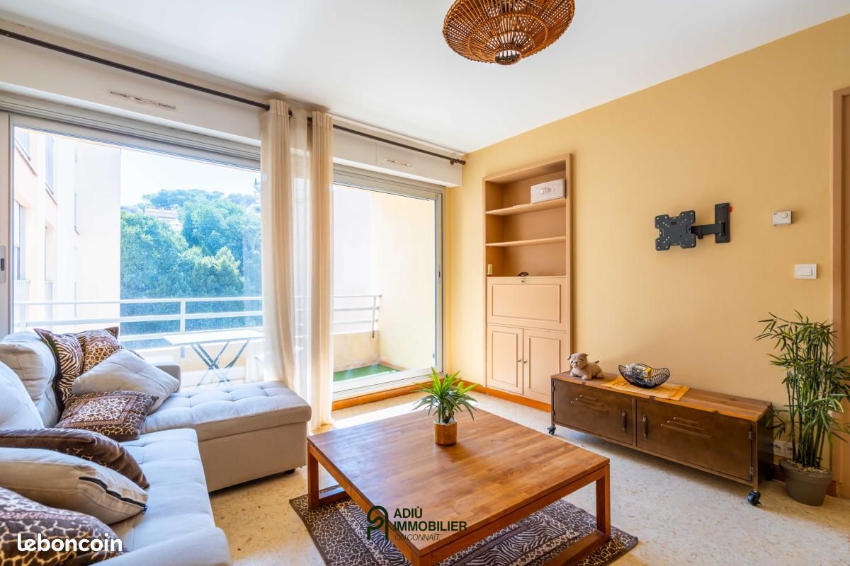 Appartement 1 pièce 35 m² · à Nîmes · 35 m² · 110 000 €