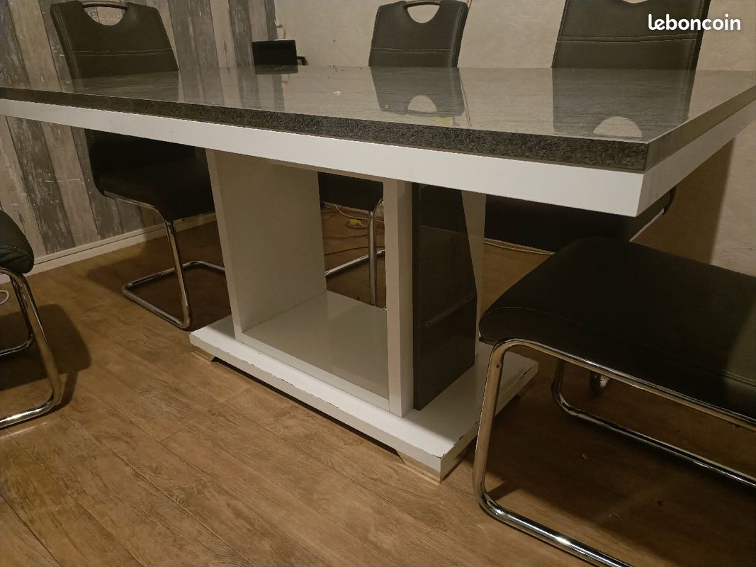 Table (image 1)