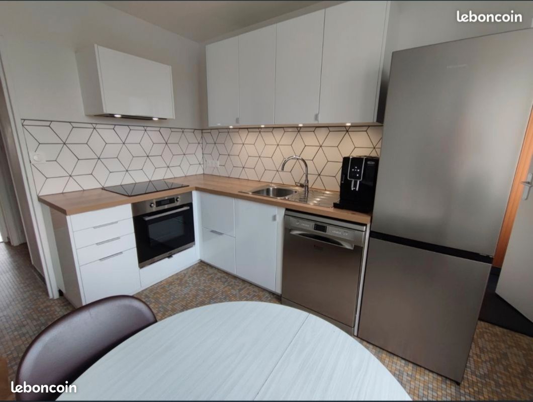 Appartement 3 pièces 60 m² · à Saint-Étienne · 60 m² · 75 000 €