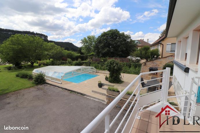 Maison 8 pièces 175 m²