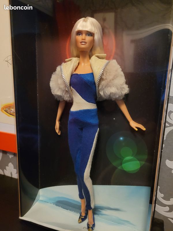 Barbie Versace Versus (image 1)