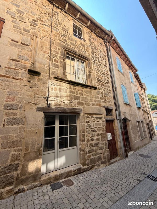 Maison 7 pièces 78 m² · à Villefort · 78 m² · 75 000 €