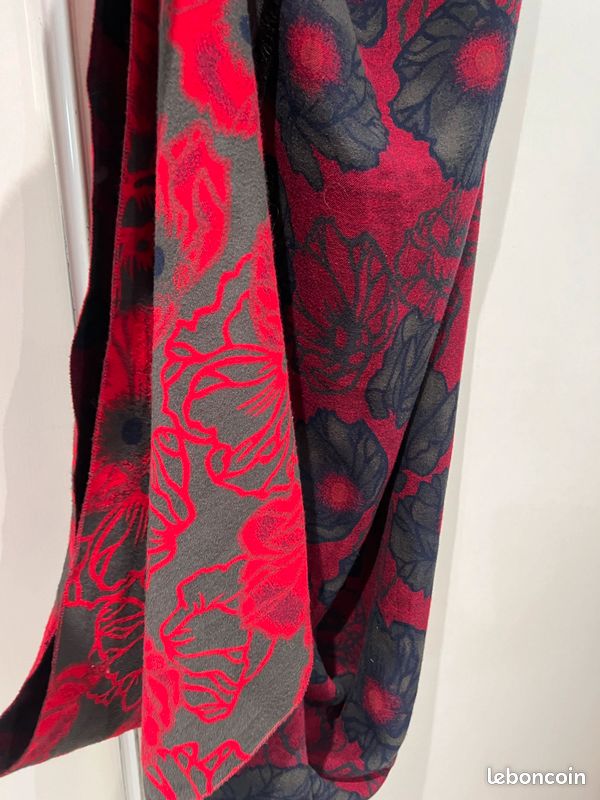 Écharpe Châle, réversible, rouge noir, kaki vert (image 8)