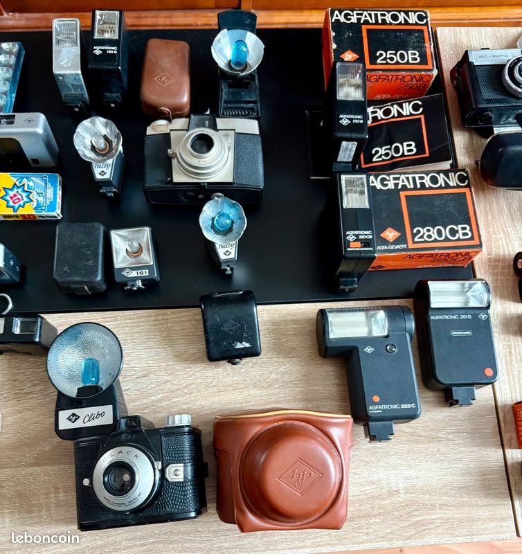 Lot De 6 Appareils Photo Argentiques + Flashes Divers - Occasion, Collection