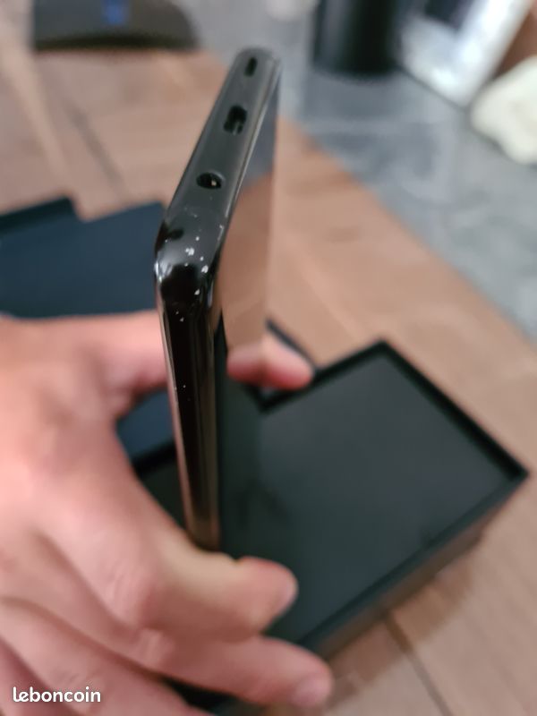 Samsung galaxy s9 (image 1)
