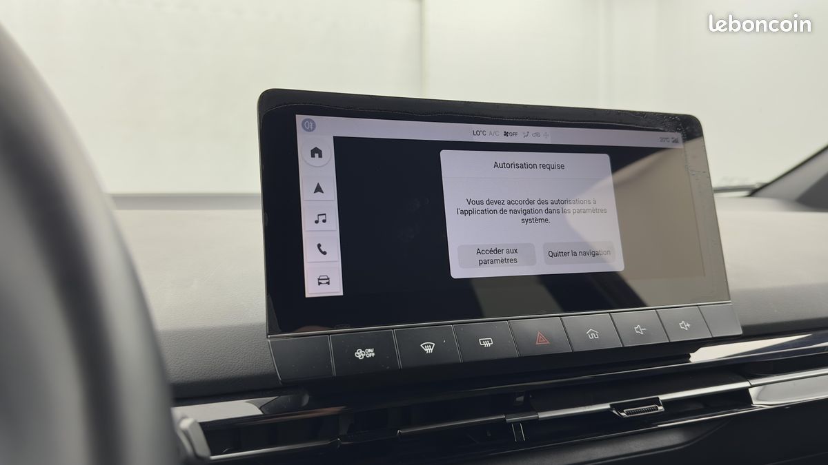 MG MG4 Electric 51kWh - 150 kW 2WD LUXURY (image 22)