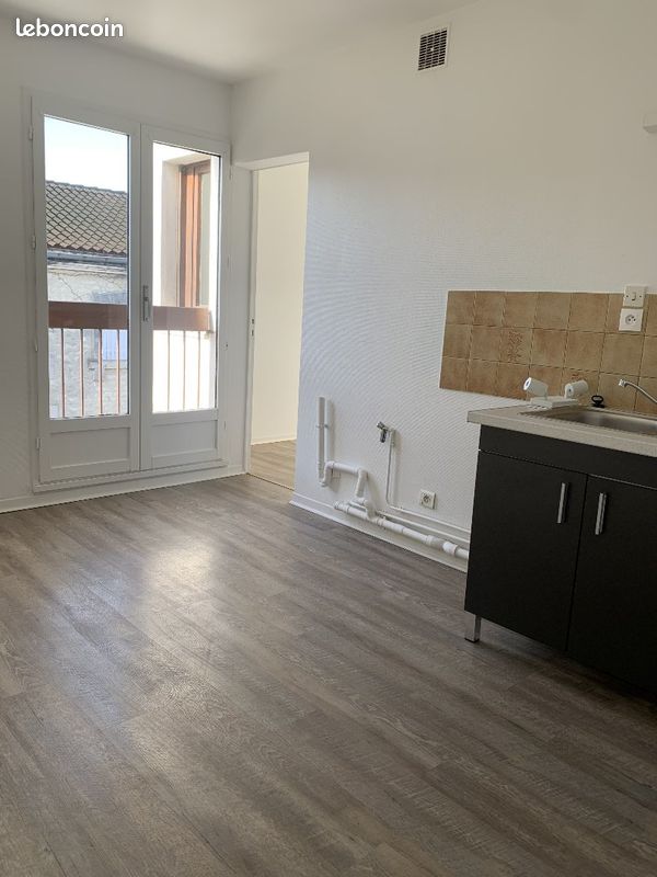 Appartement 3 pièces 75 m² · à Cognac · 75 m² · 580 €
