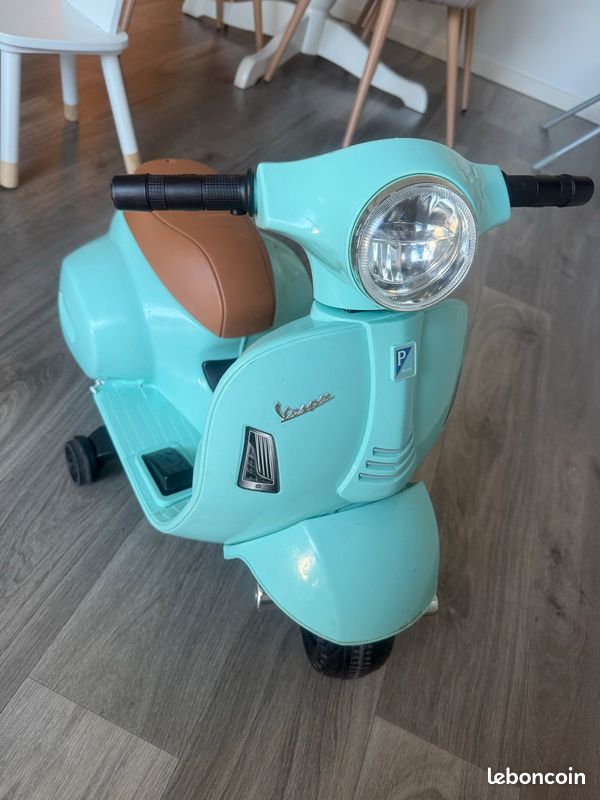 Scooter vespa enfant (image 3)