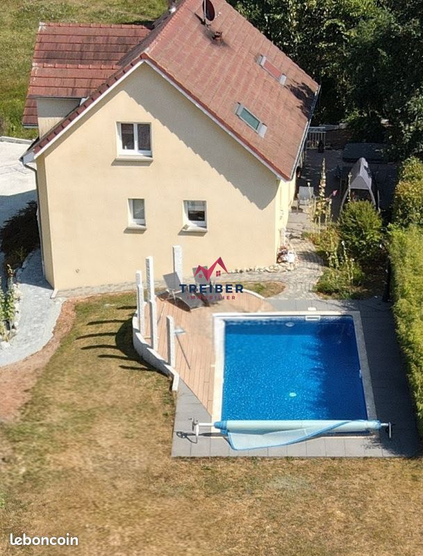 Maison 6 pièces 143 m² · à Frahier-Et-Chatebier · 143 m² · 330 000 €