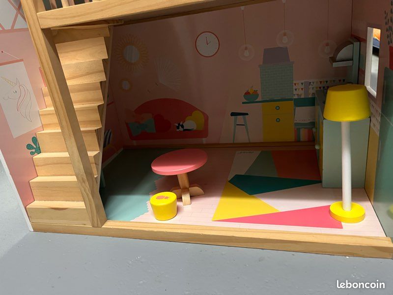 Magnifique maison de poupée (image 4)