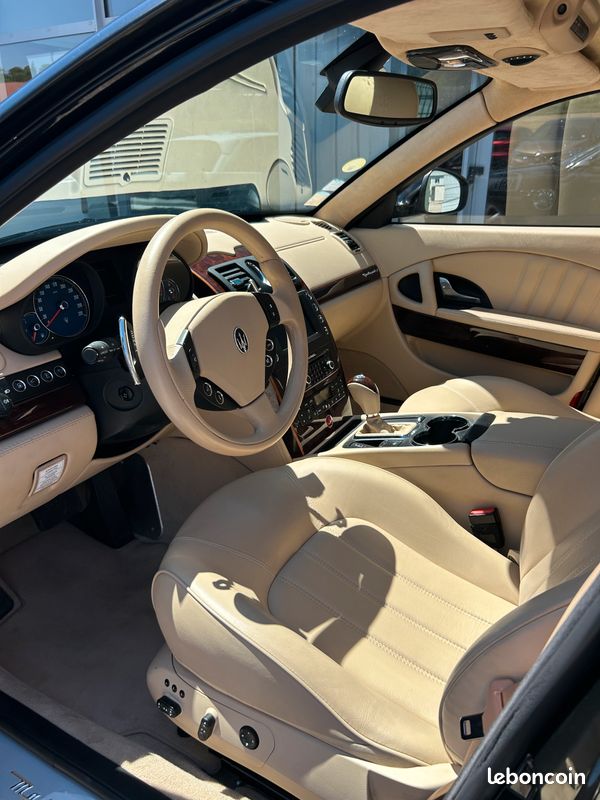 MASERATI QUATTROPORTE 4.7i V8 430 ch S Auto (image 4)