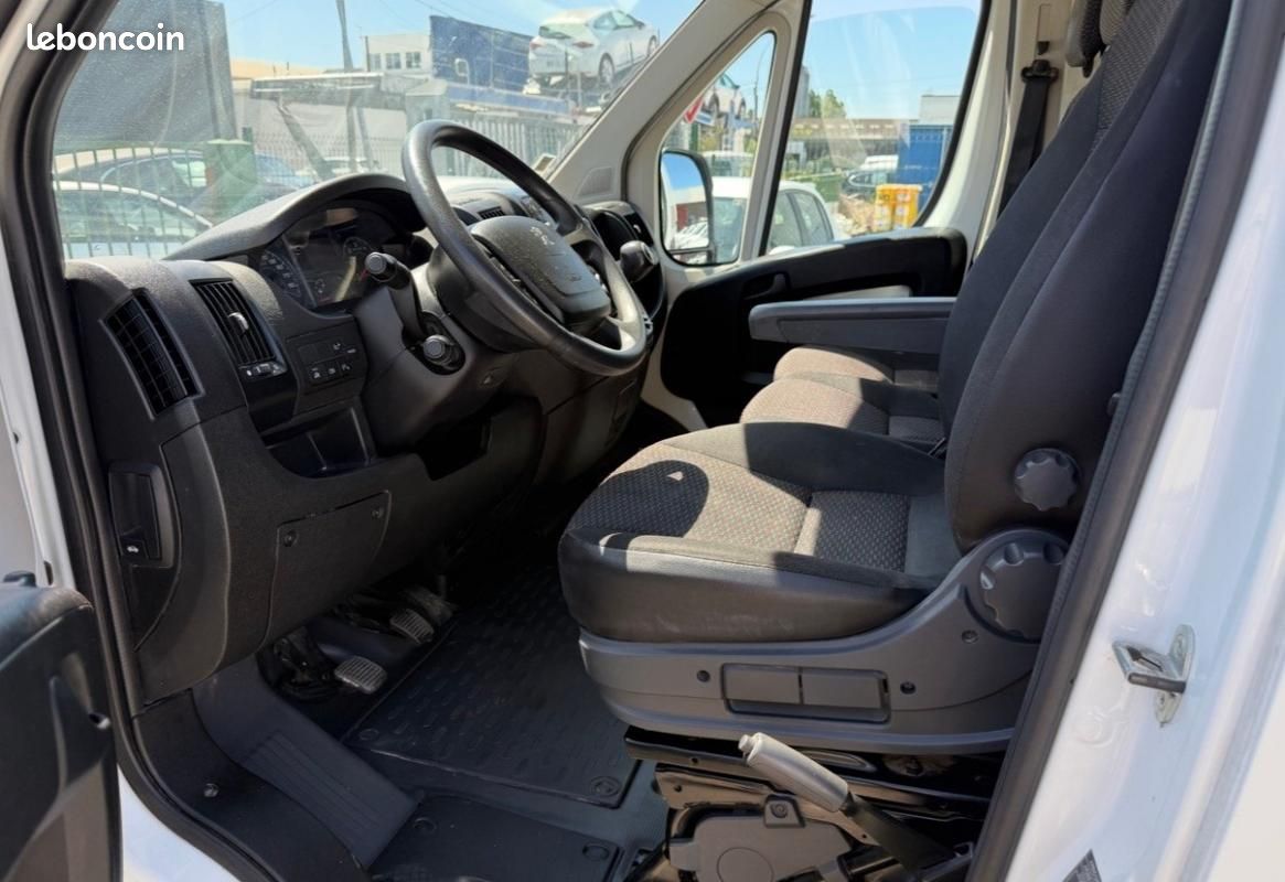 Peugeot Boxer FOURGON TOLE335 L2H2 bluehdi 120 PRO*2021* TVA RECUPERABLE (image 12)
