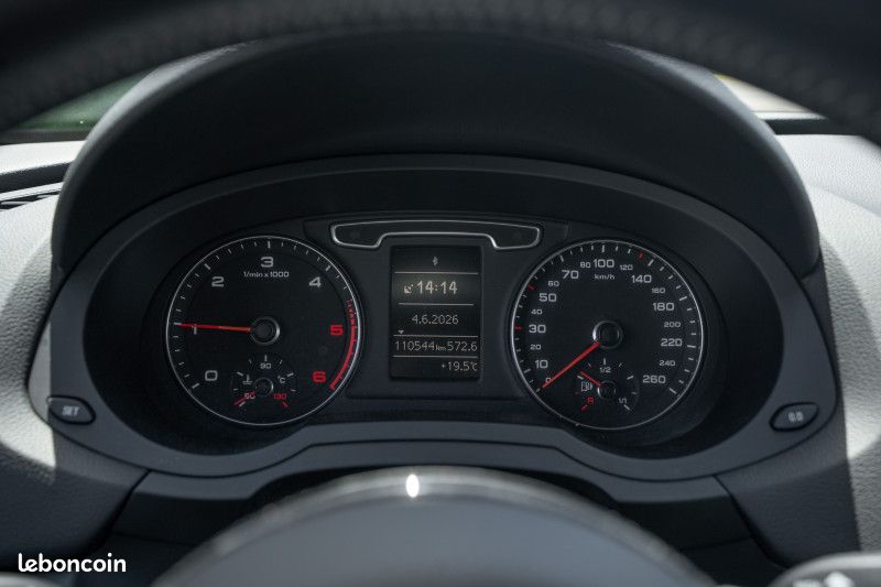 Audi Q3 2.0 TDI 140CH S LINE (image 17)