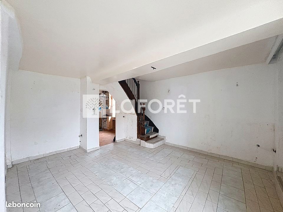 Maison 5 pièces 96 m² · à Flers · 96 m² · 50 000 €