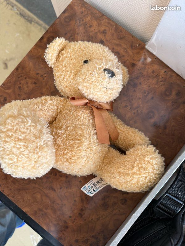 Ours en peluche - Jeux & Jouets
