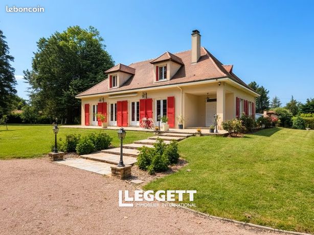 Maison 8 pièces 276 m²
