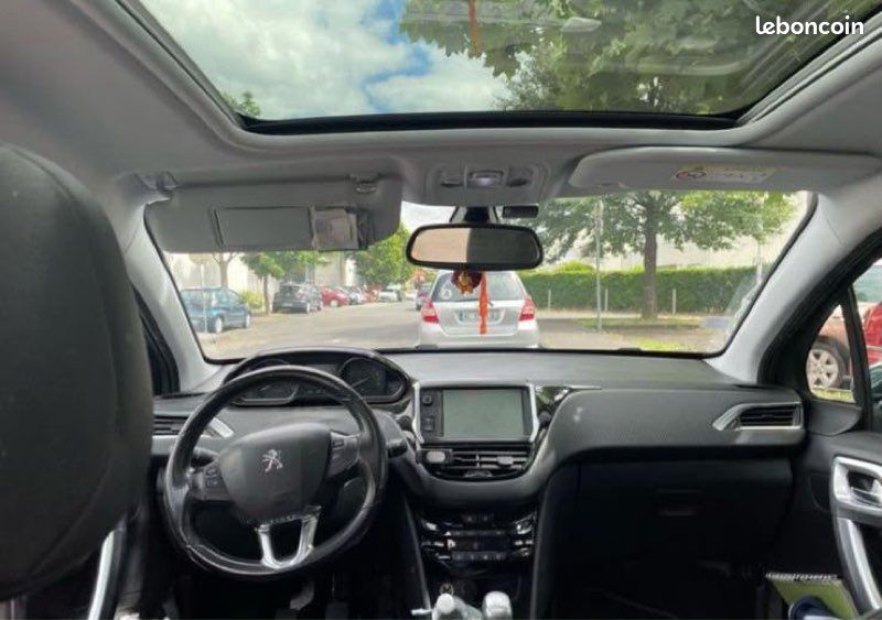 Peugeot 2008 (image 3)
