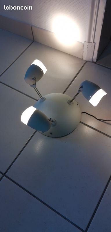 Luminaire plafonnier 3 spots de 20 W (image 2)