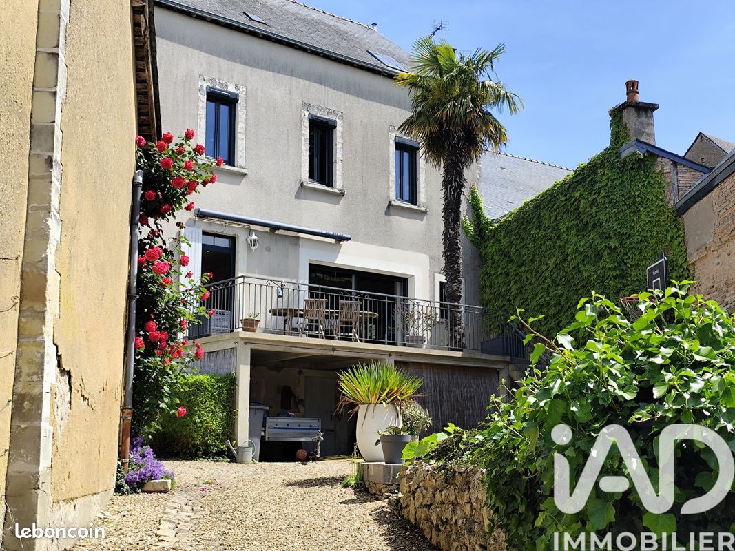 Maison 7 pièces 219 m² · à La Chapelle-d'Aligné · 219 m² · 259 000 €