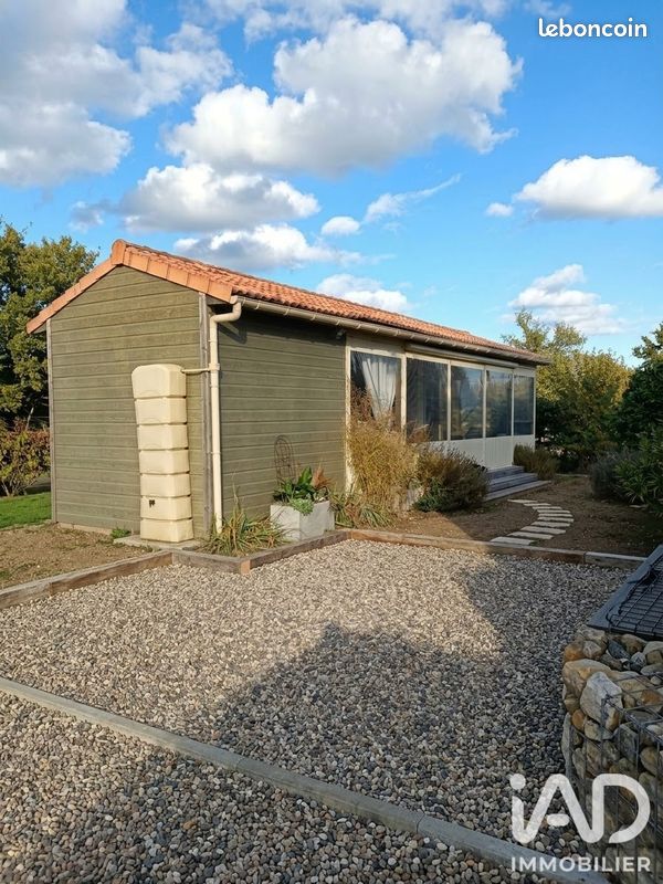 Maison 3 pièces 80 m² · à La Chapelle-Hermier · 80 m² · 900 €/mois