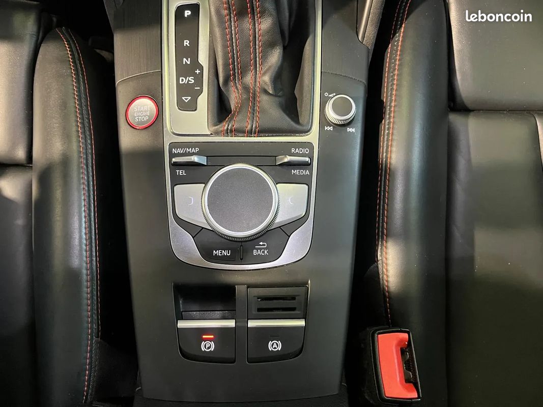 AUDI RS3 Sportback 2.5 400ch Base - 2018 - Boîte auto - GPS - LED (image 18)