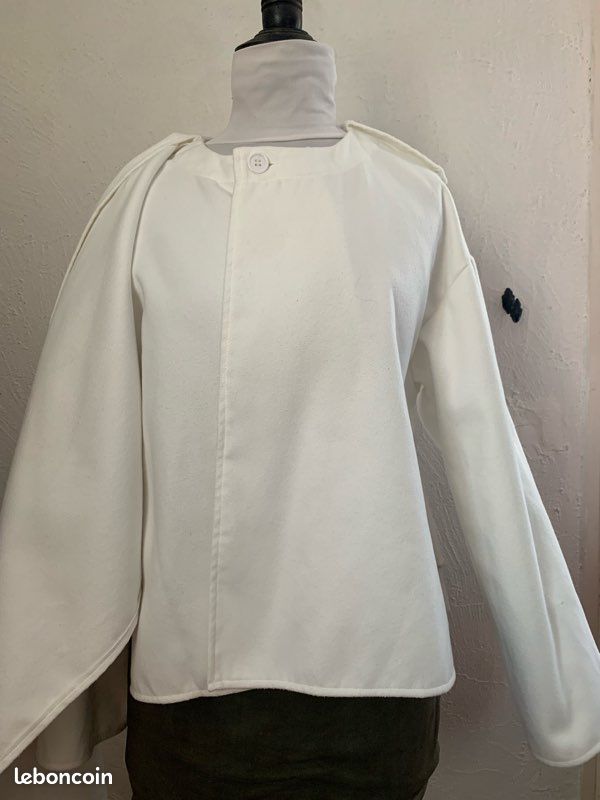 Veste avec écharpe intégré (image 3)