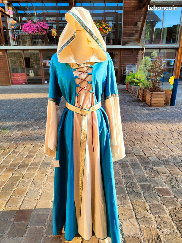 Robe médiévale en lin (image 3)