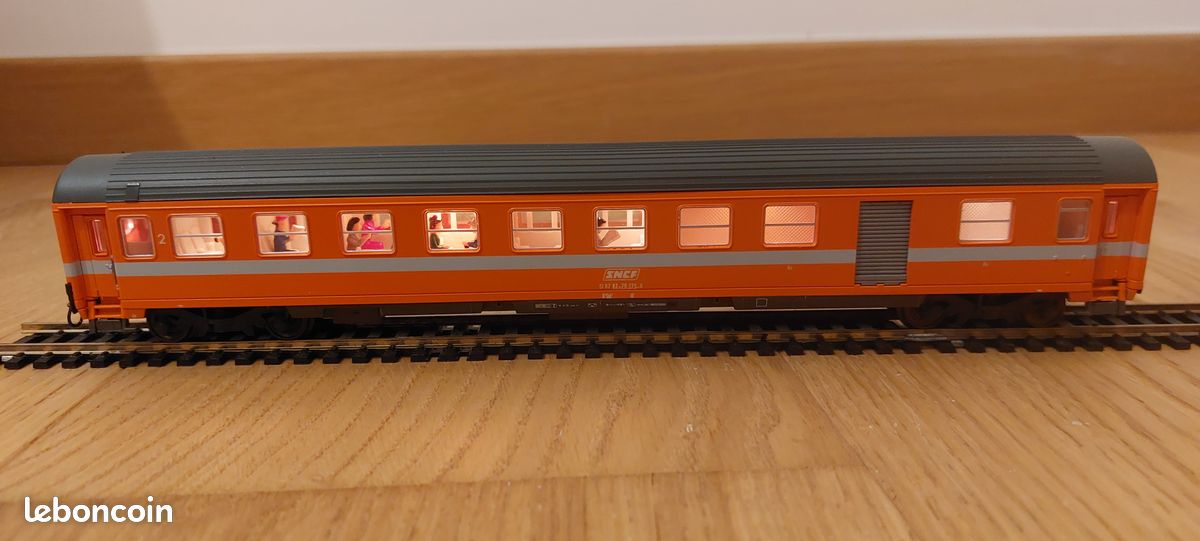 Lot Roco De 3 Voitures Voyageurs Bastille UIC Vertes - Échelle Normale, Analogique, SNCF, Réf 2276 C
