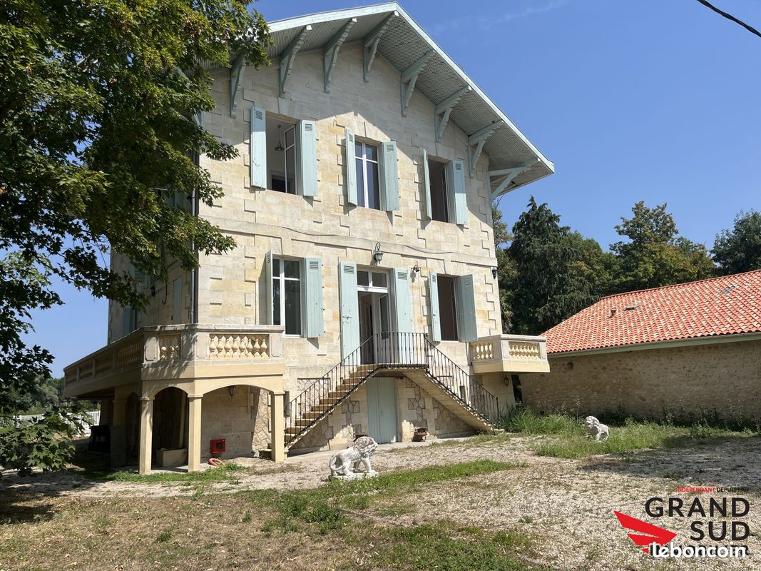 Maison 7 pièces 207 m² · à Beautiran · 207 m² · 840 000 €