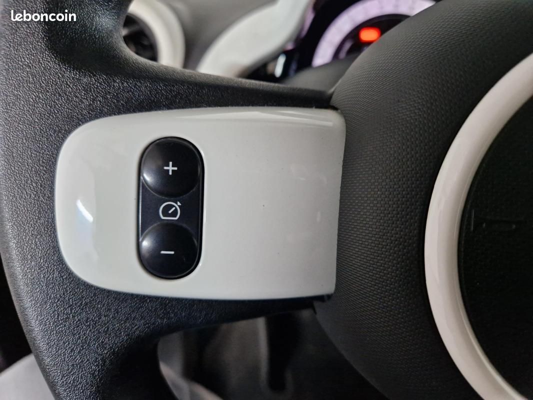 Renault Twingo E-TECH ELECTRIQUE III Equilibre (image 14)