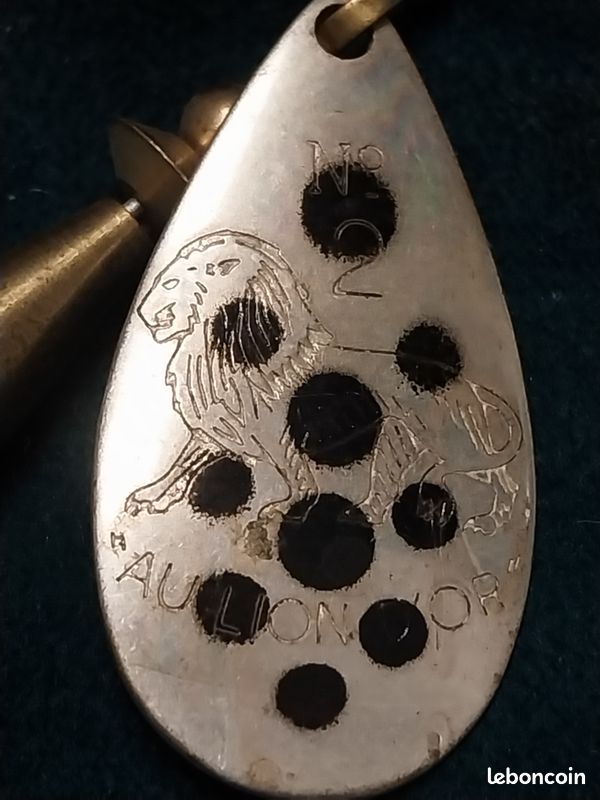 Ancien Leurre De Pêche Le Lion D'Or - Cuillère Pour Bar - Vintage France