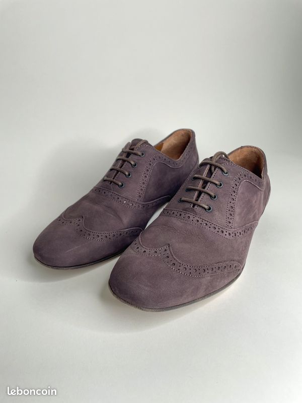 Derbies souples type Richelieu de la marque Lanvin en veau foulonné de couleur violette/aubergine taille 41 (image 1)