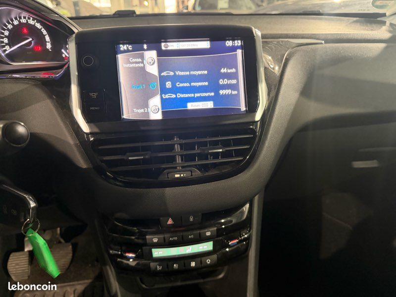 Peugeot 208 1.6 120 CH Allure (image 12)